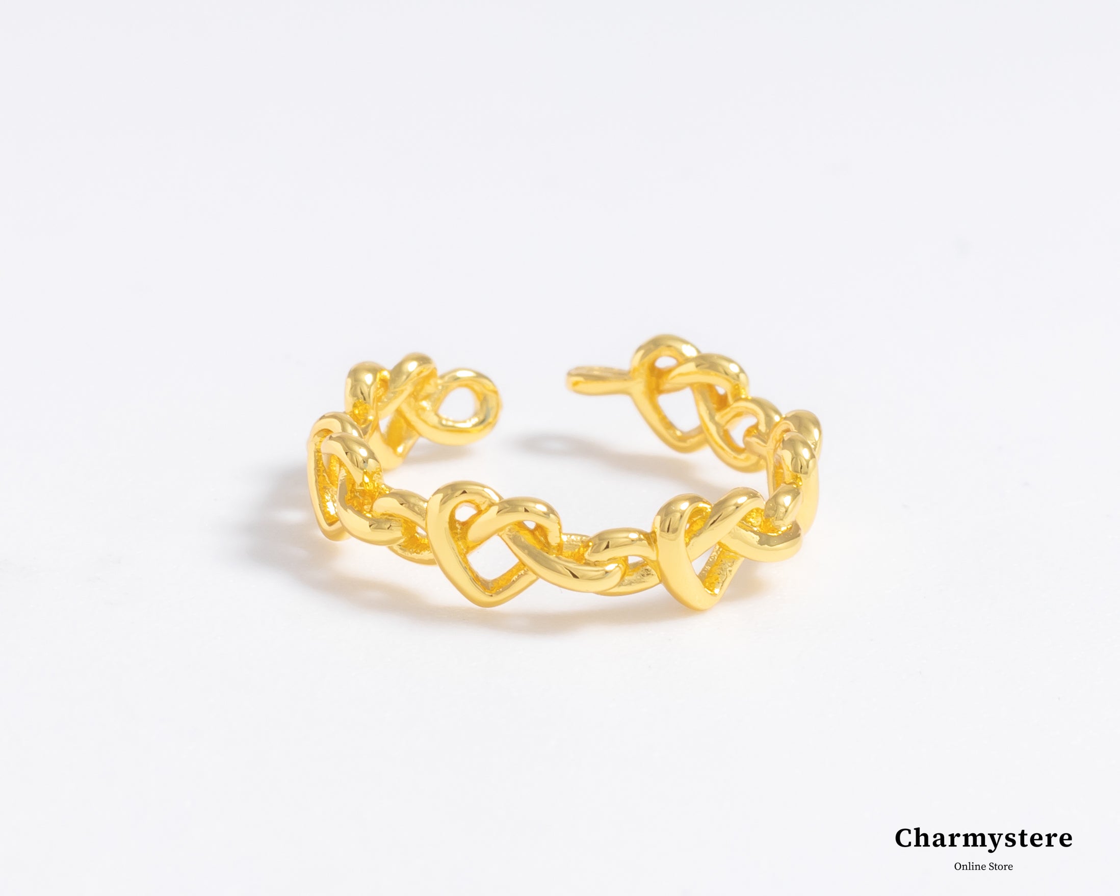 heart chain motif ring