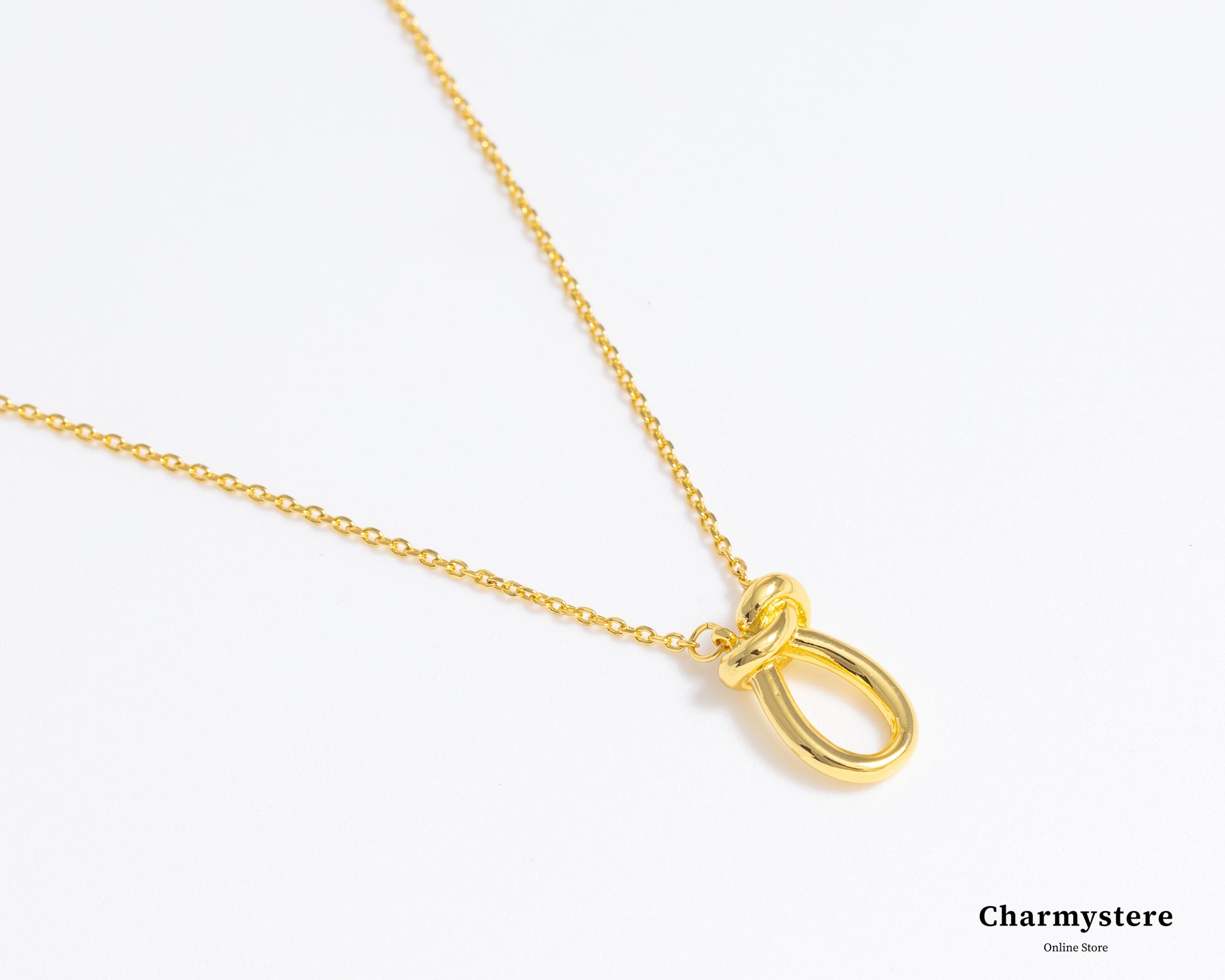 curve knot necklace 