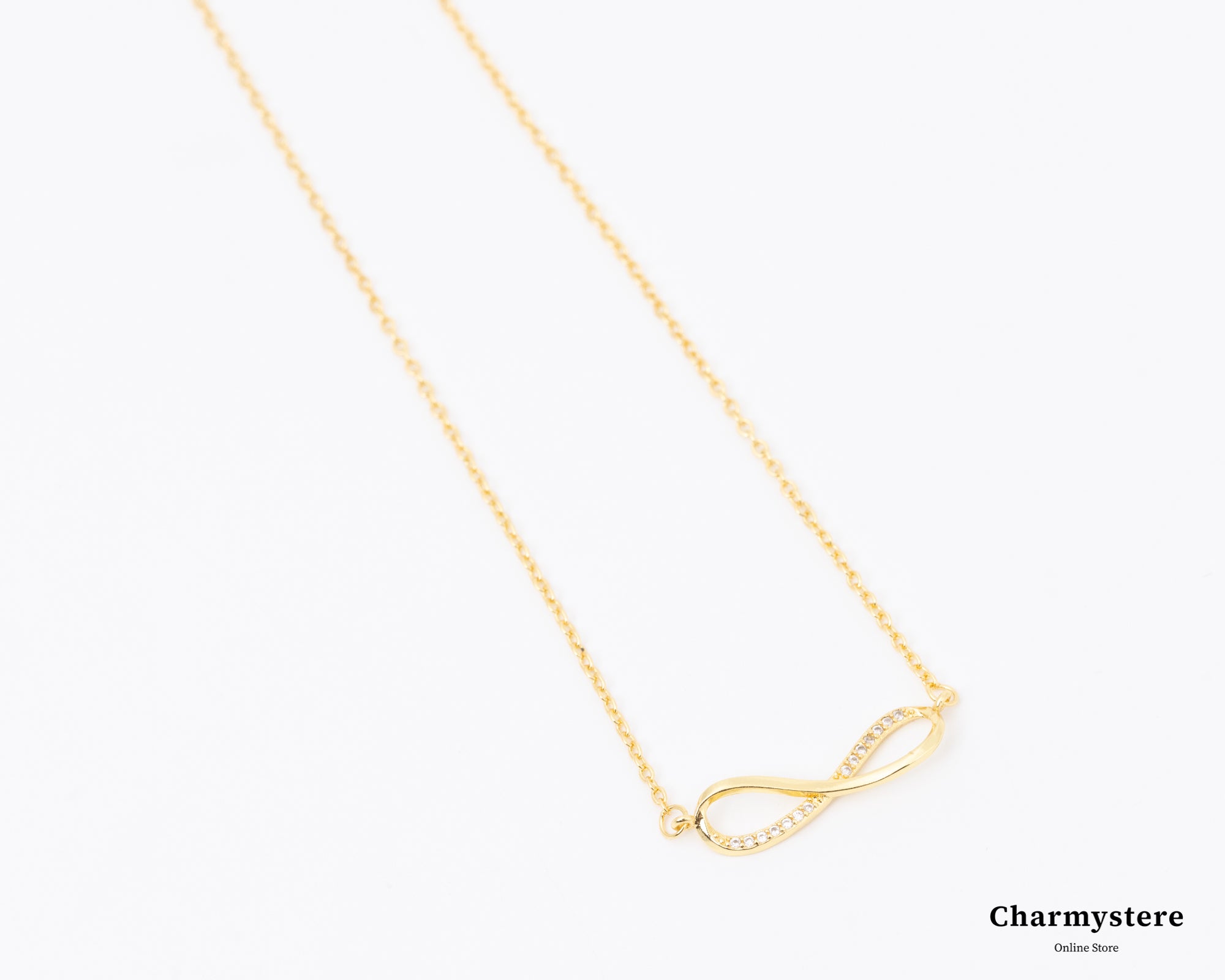 インフィニティシンネックレス