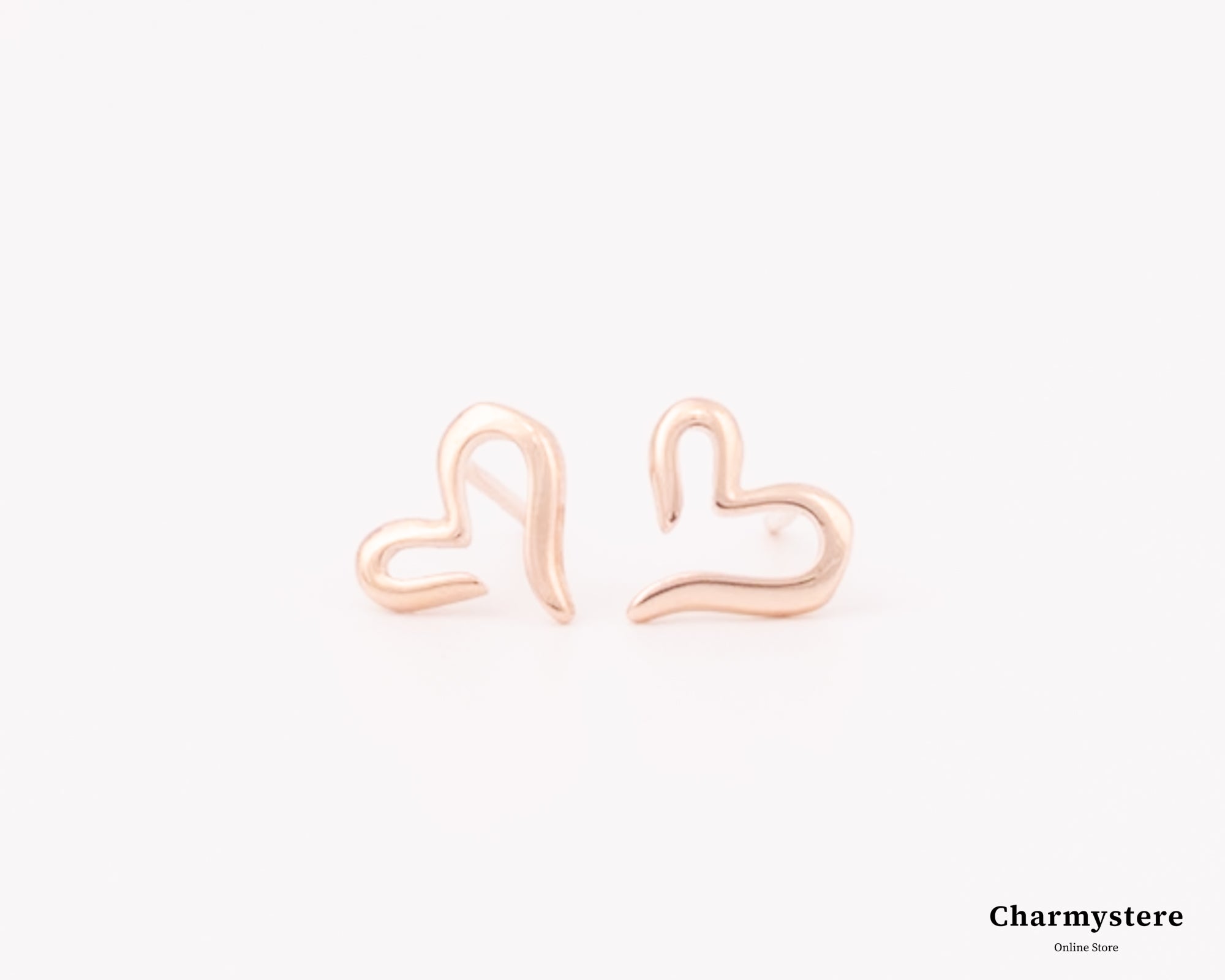 タイニーハートオープンピアス