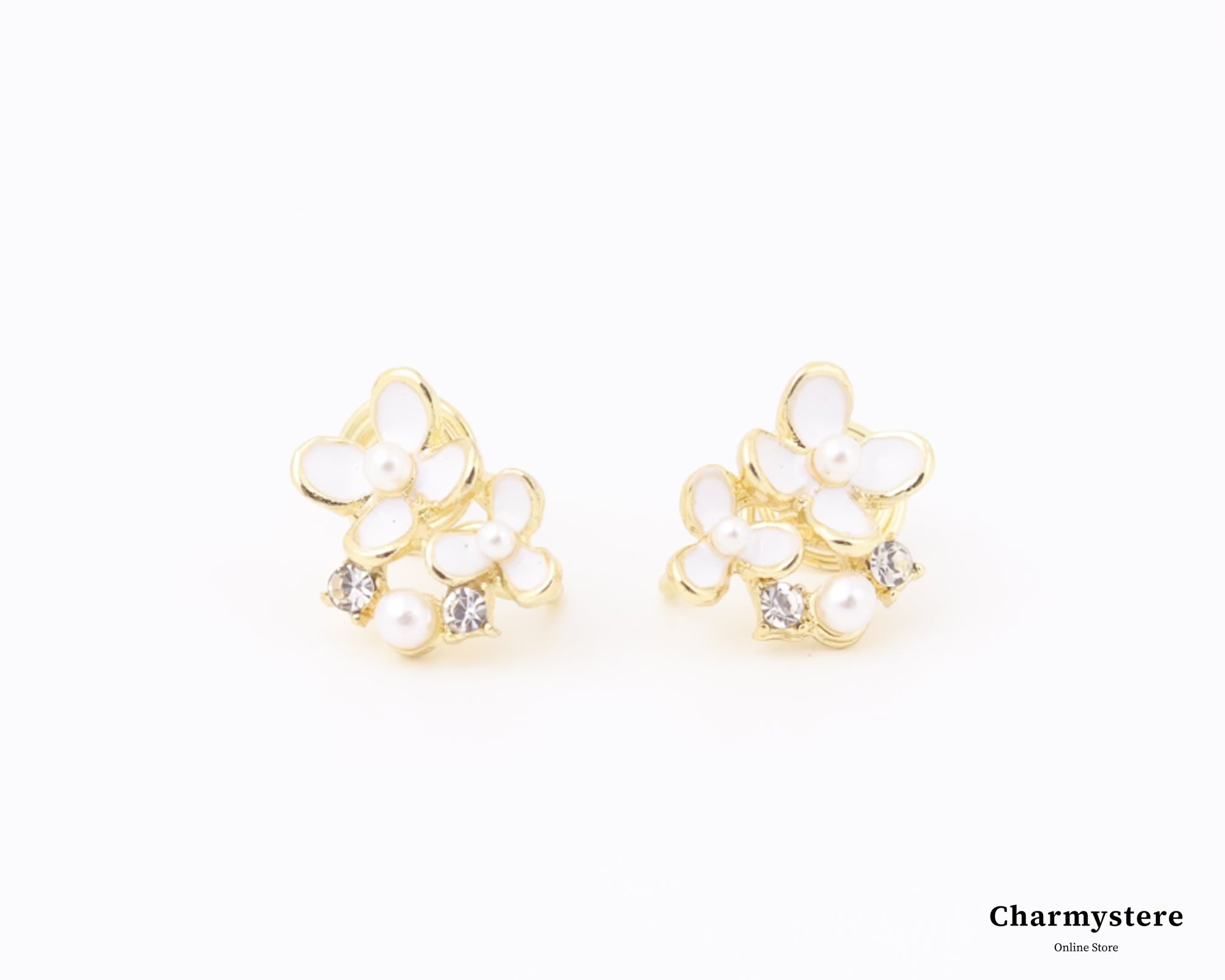 ホワイトフラワーブーケイヤリング