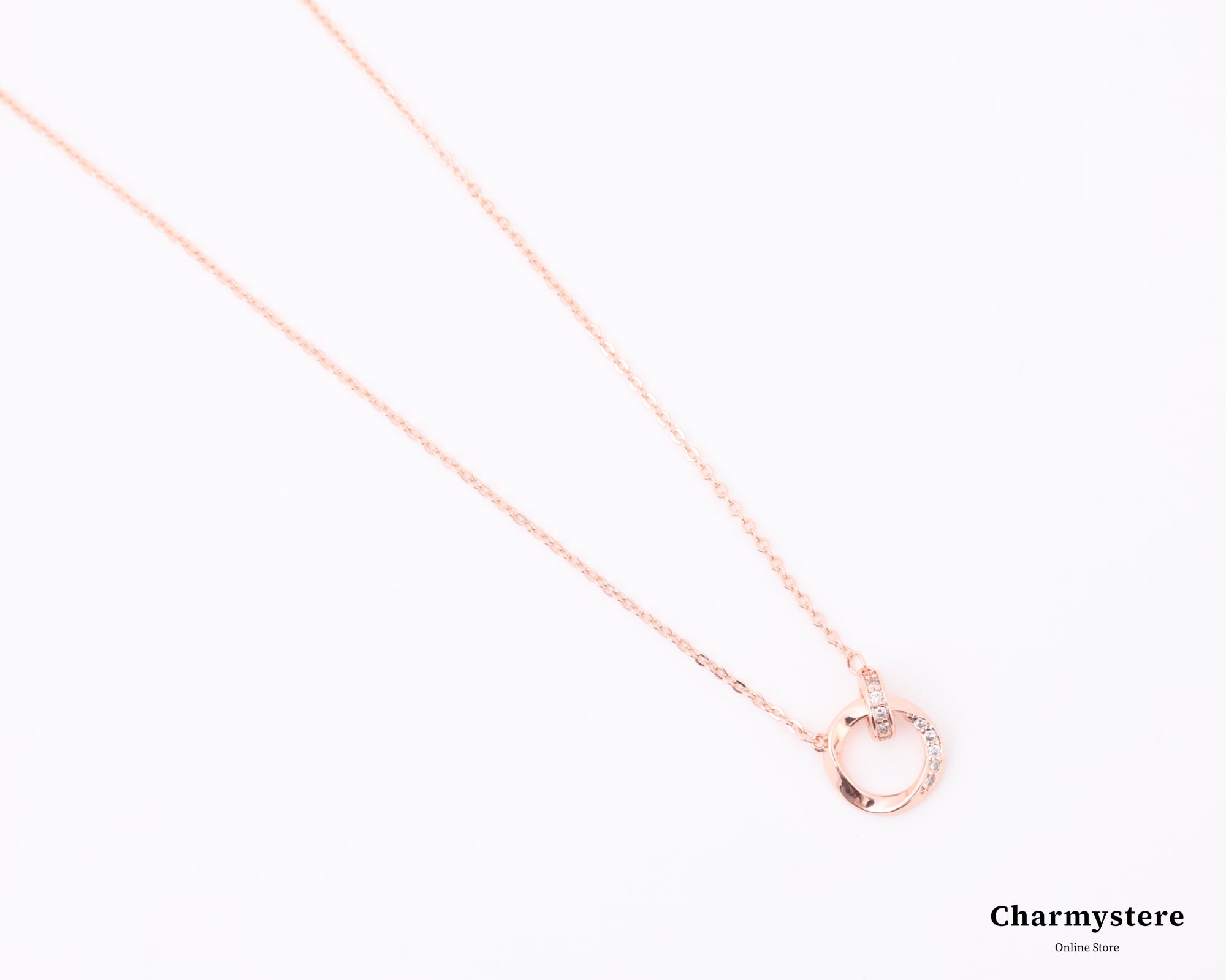 ダブルリングパヴェネックレス