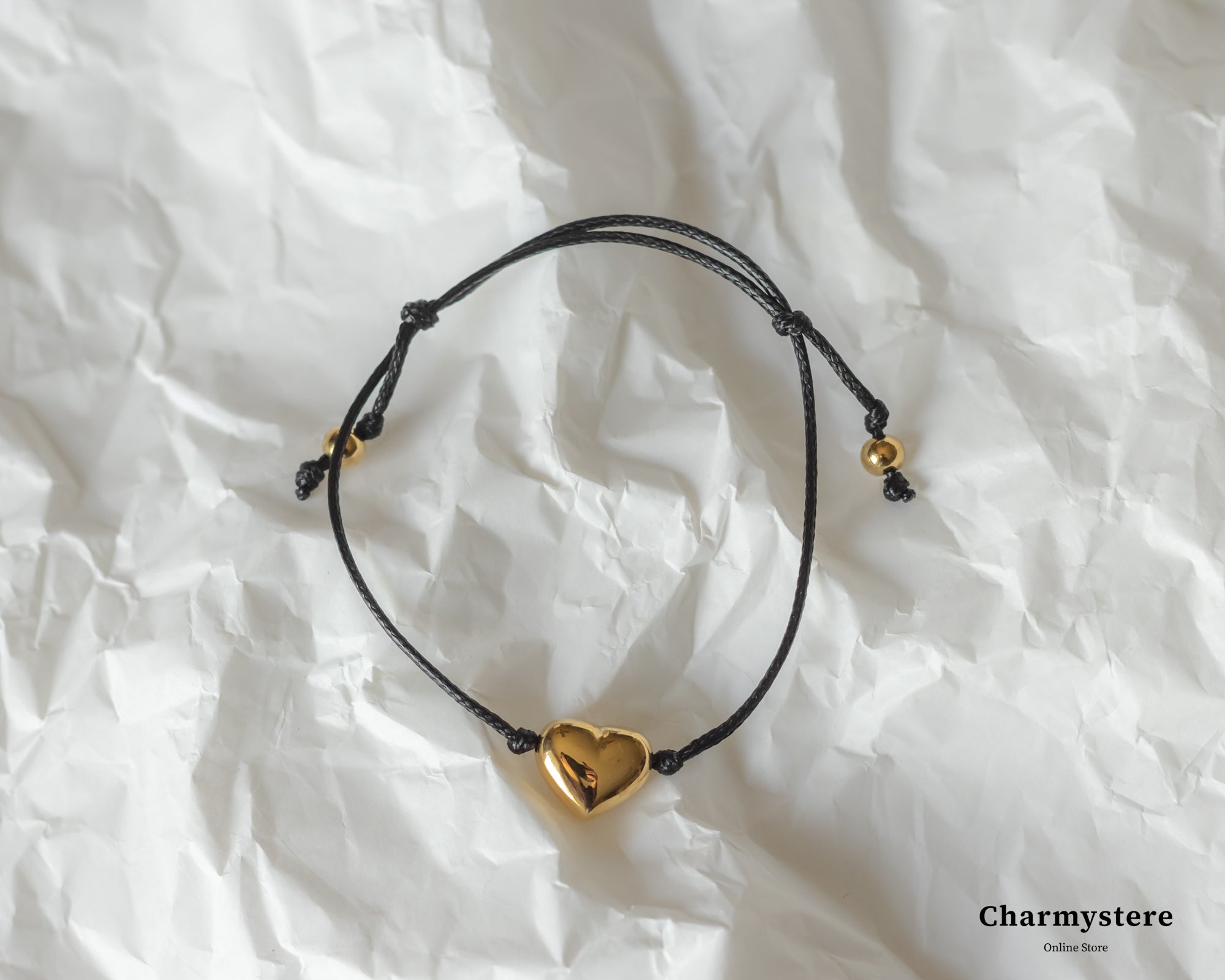 plump heart string bracelet