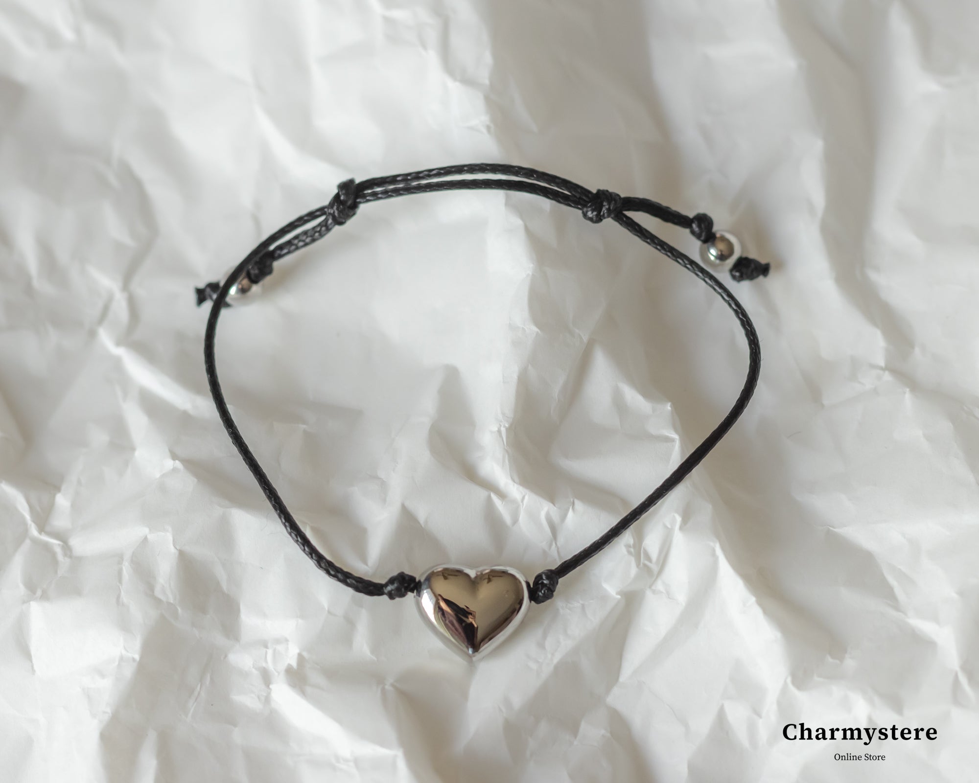 plump heart string bracelet