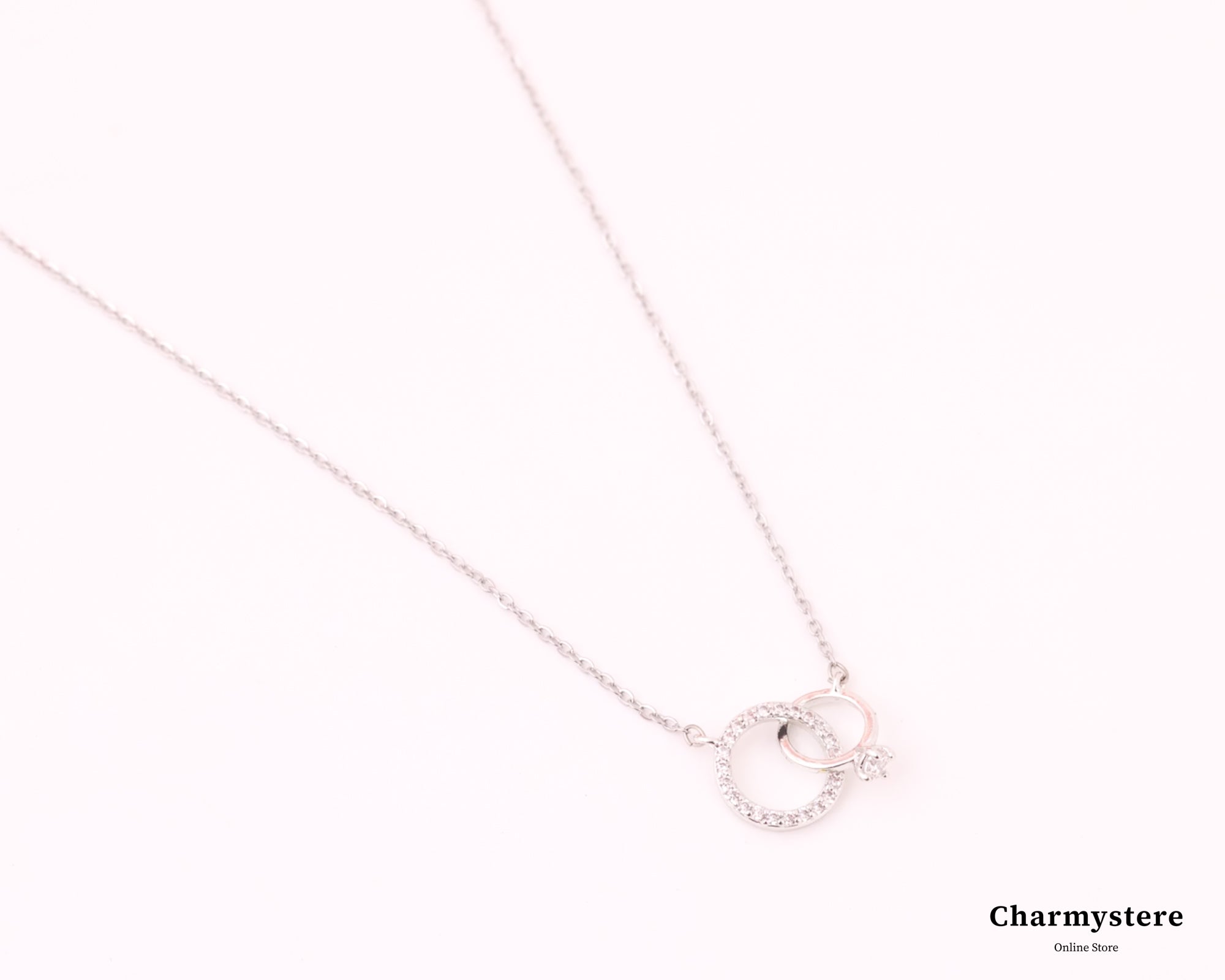 ダブルリングモチーフタイニーネックレス