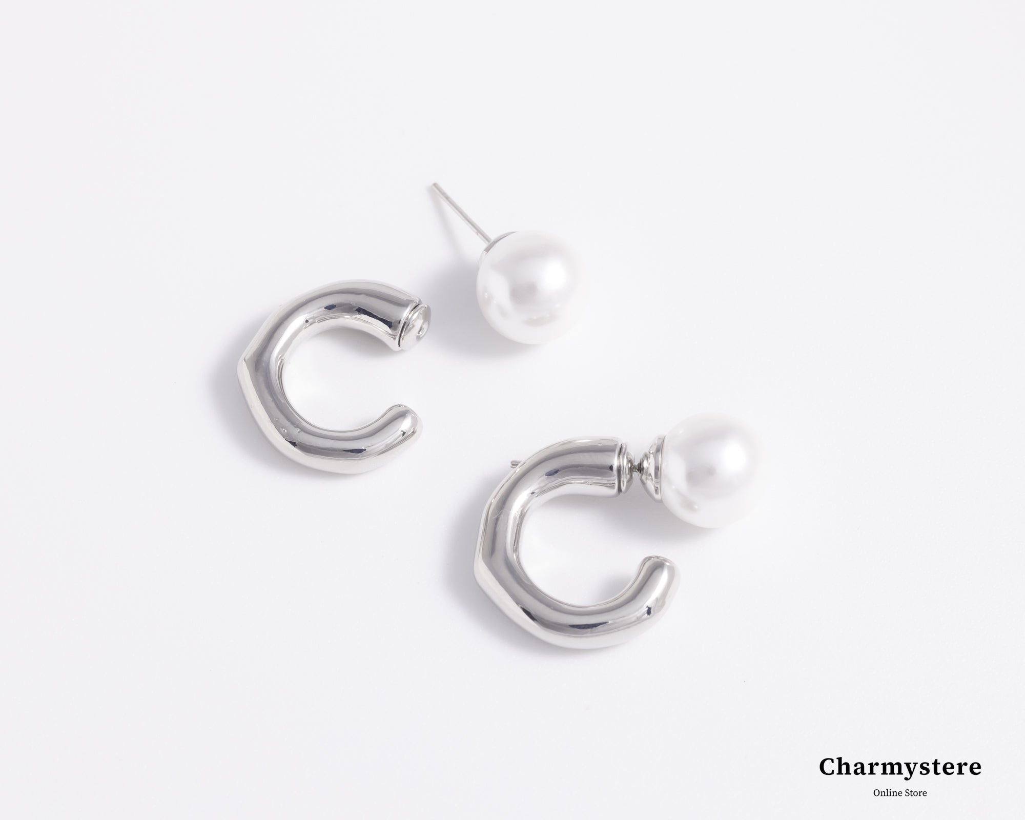 Pearl point C sand earrings