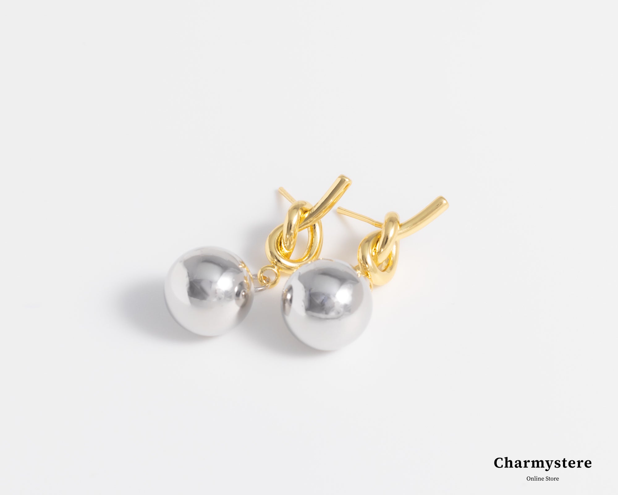 bicolor knot bonbon earrings