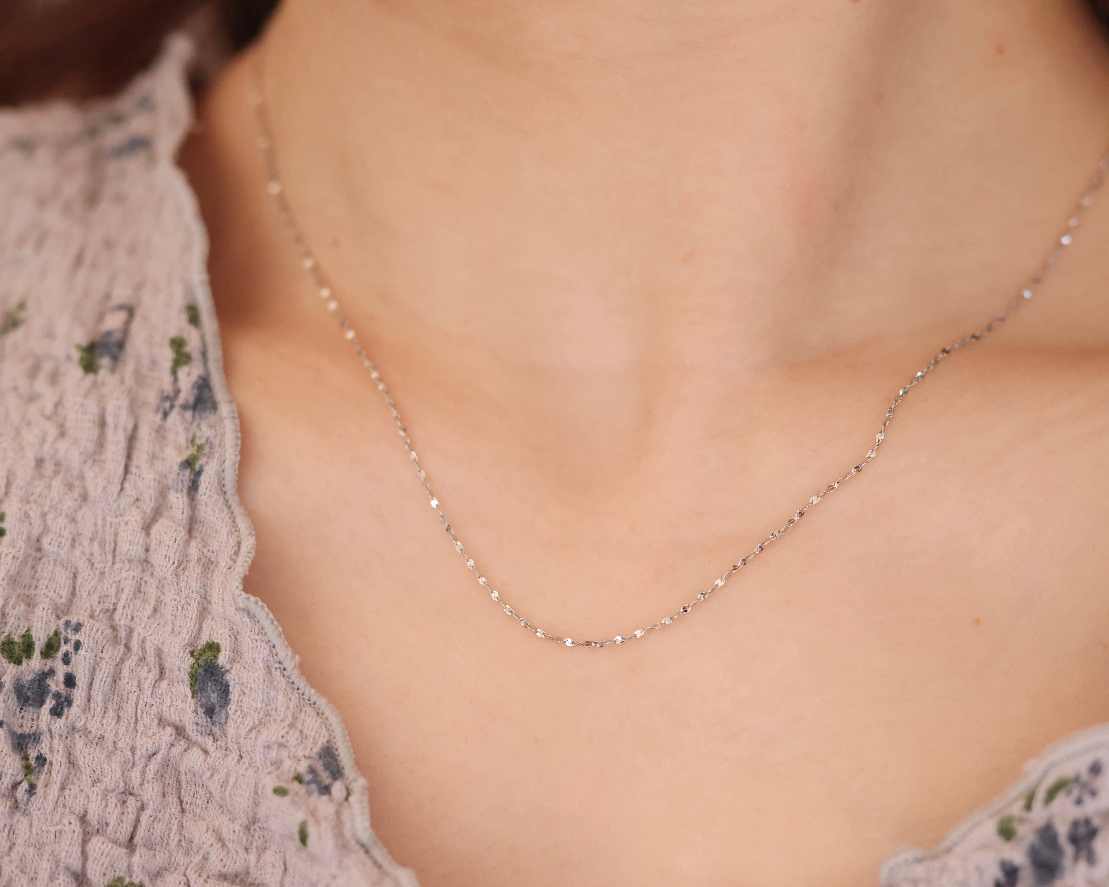 glitter thin necklace 