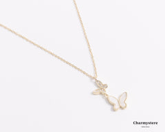 バタフライシェルネックレス