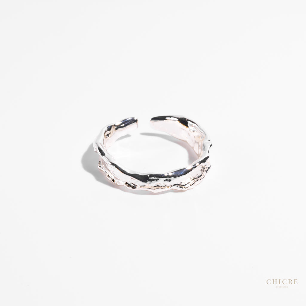 metallic design ring