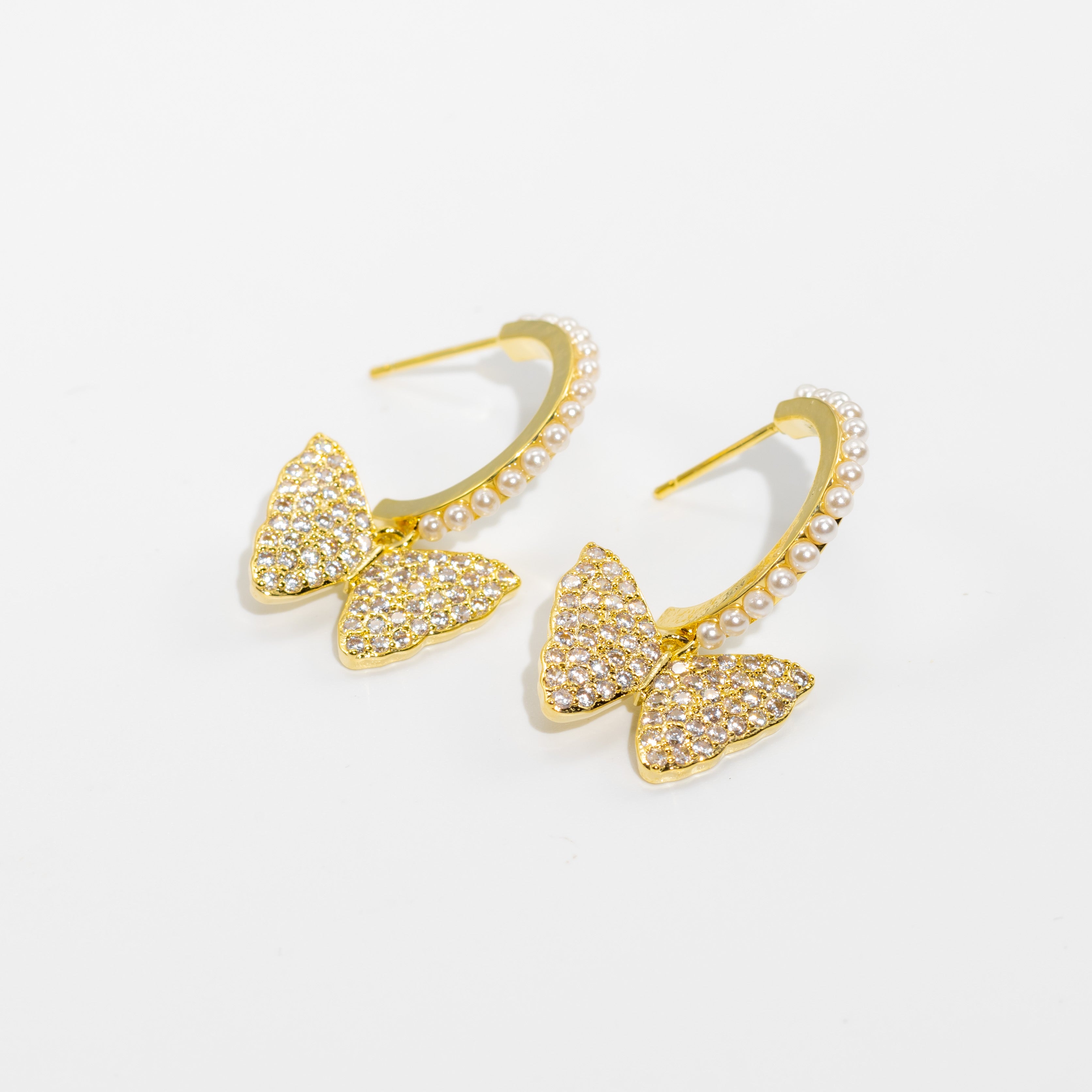 butterfly pearl elegant earrings